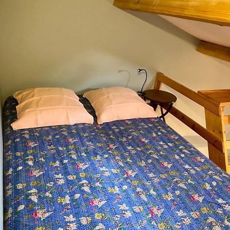 Cote Chenes Verts - Chambres D'Hotes Viols-en-Laval Zewnętrze zdjęcie